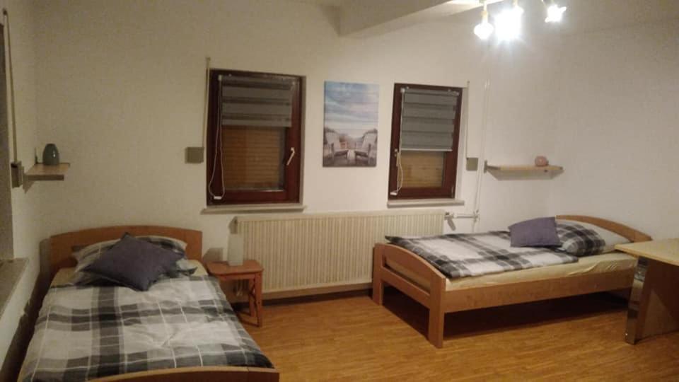 "Klein Und Fein"-Monteurzimmer Pohlheim Εξωτερικό φωτογραφία
