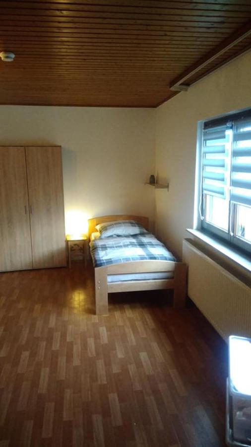 "Klein Und Fein"-Monteurzimmer Pohlheim Εξωτερικό φωτογραφία